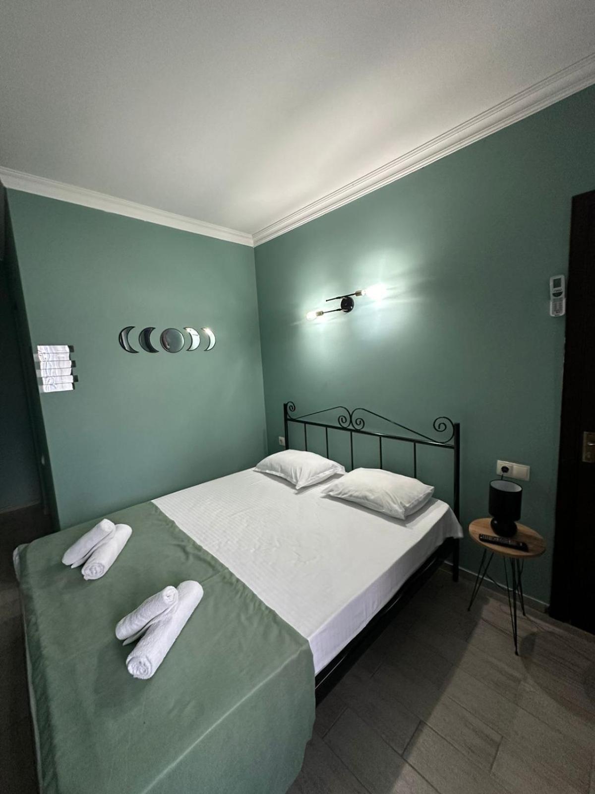 Woodsea Hotell Batumi Exteriör bild