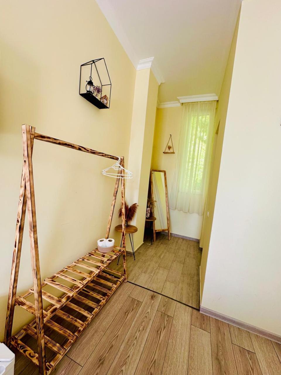 Woodsea Hotell Batumi Exteriör bild