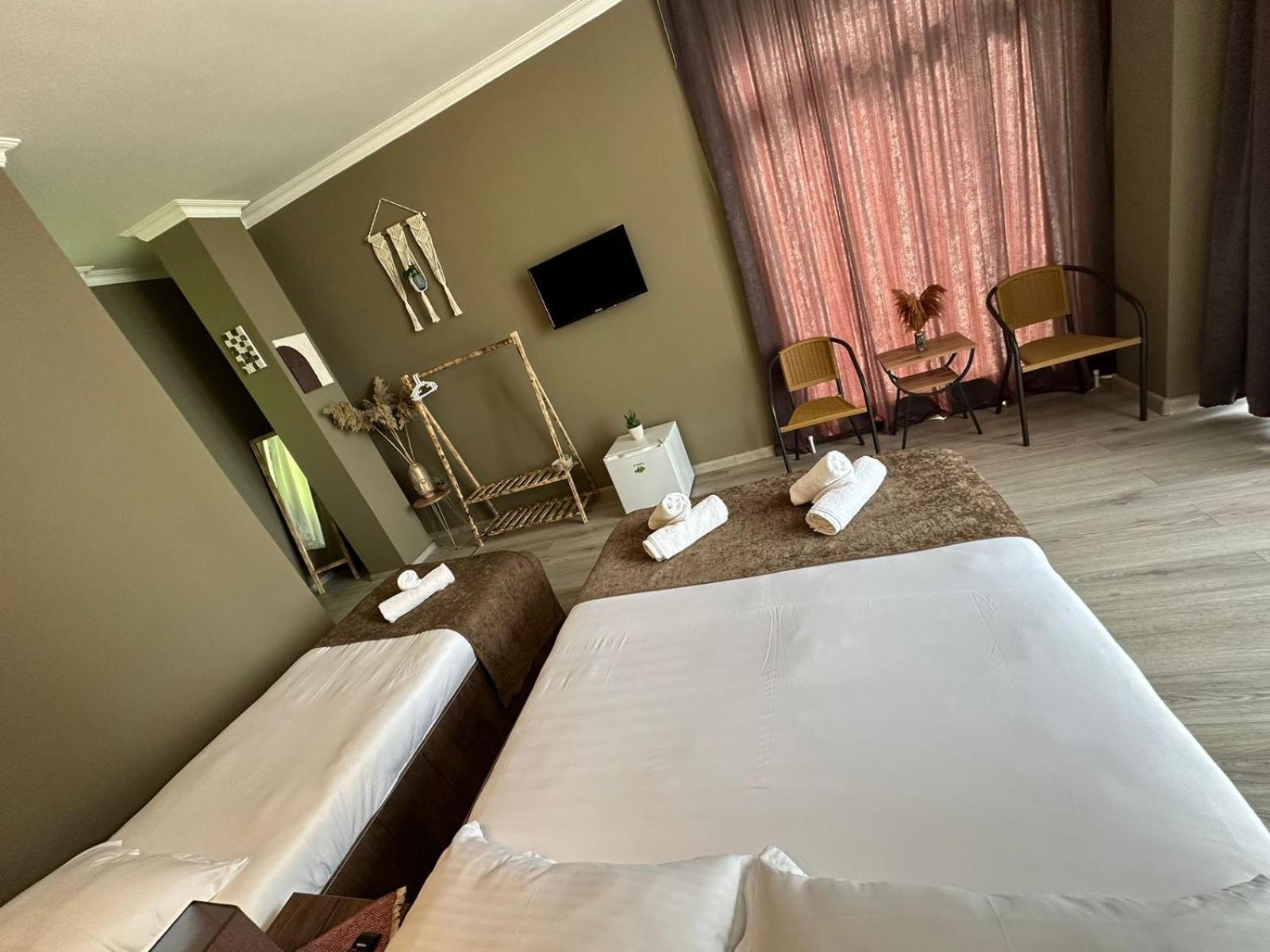 Woodsea Hotell Batumi Exteriör bild