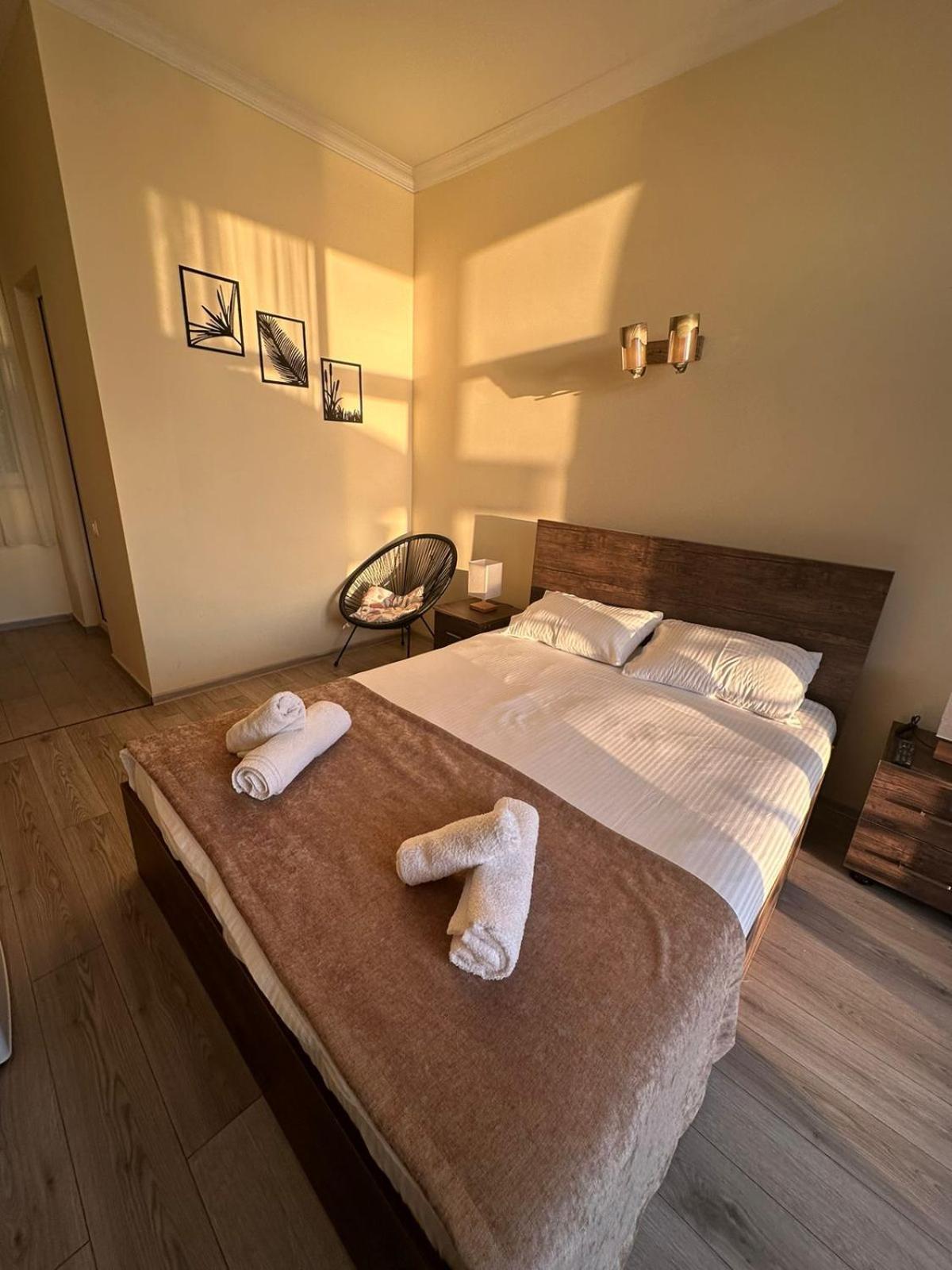 Woodsea Hotell Batumi Exteriör bild