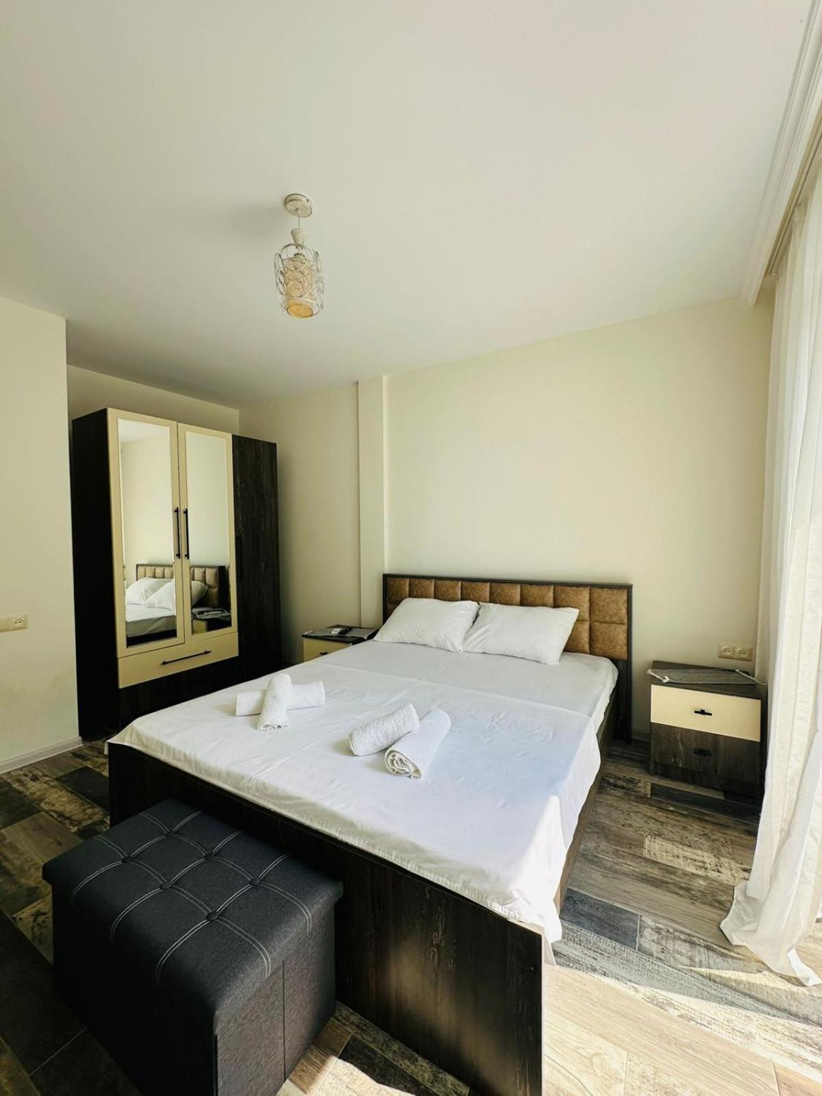 Woodsea Hotell Batumi Exteriör bild